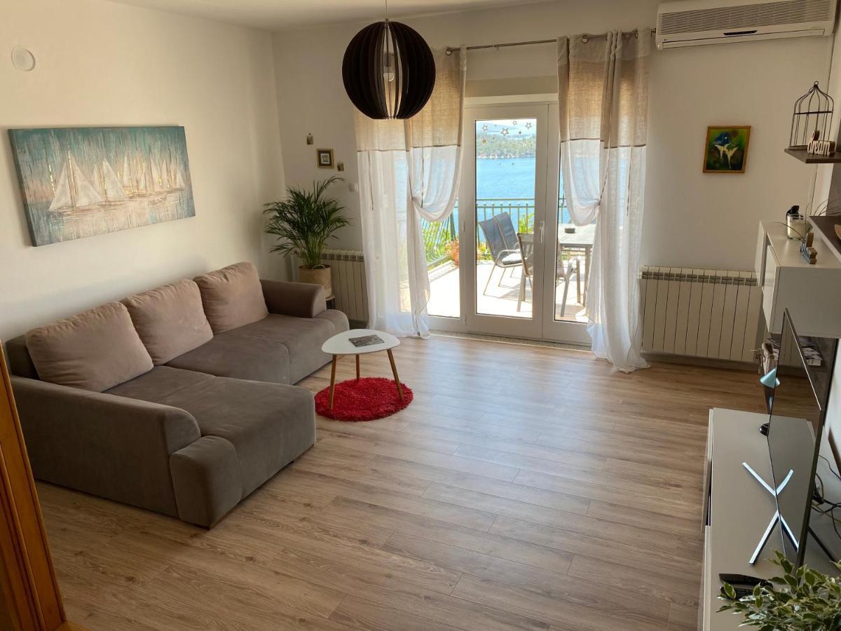 Apartman Betty Šibenik Exteriör bild