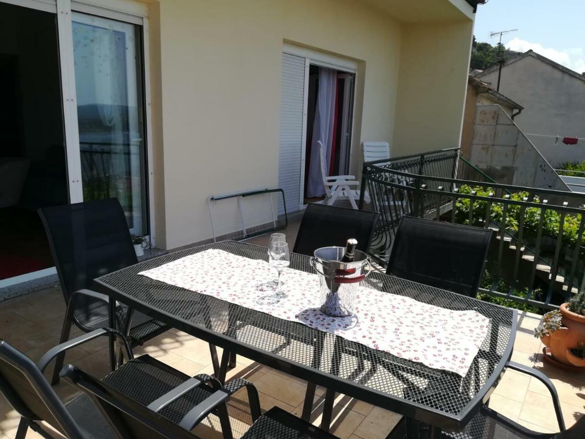 Apartman Betty Šibenik Exteriör bild